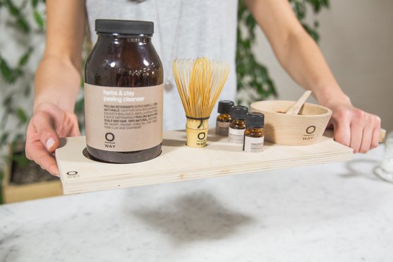 Herbs & clay